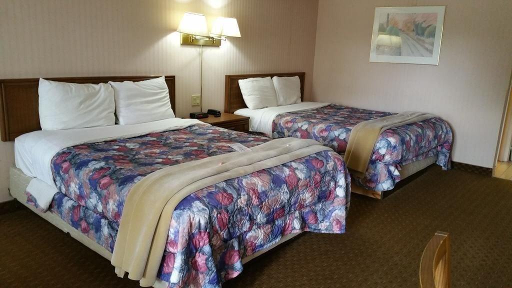 Travelodge By Wyndham Niagara Falls Lundys Lane Εξωτερικό φωτογραφία