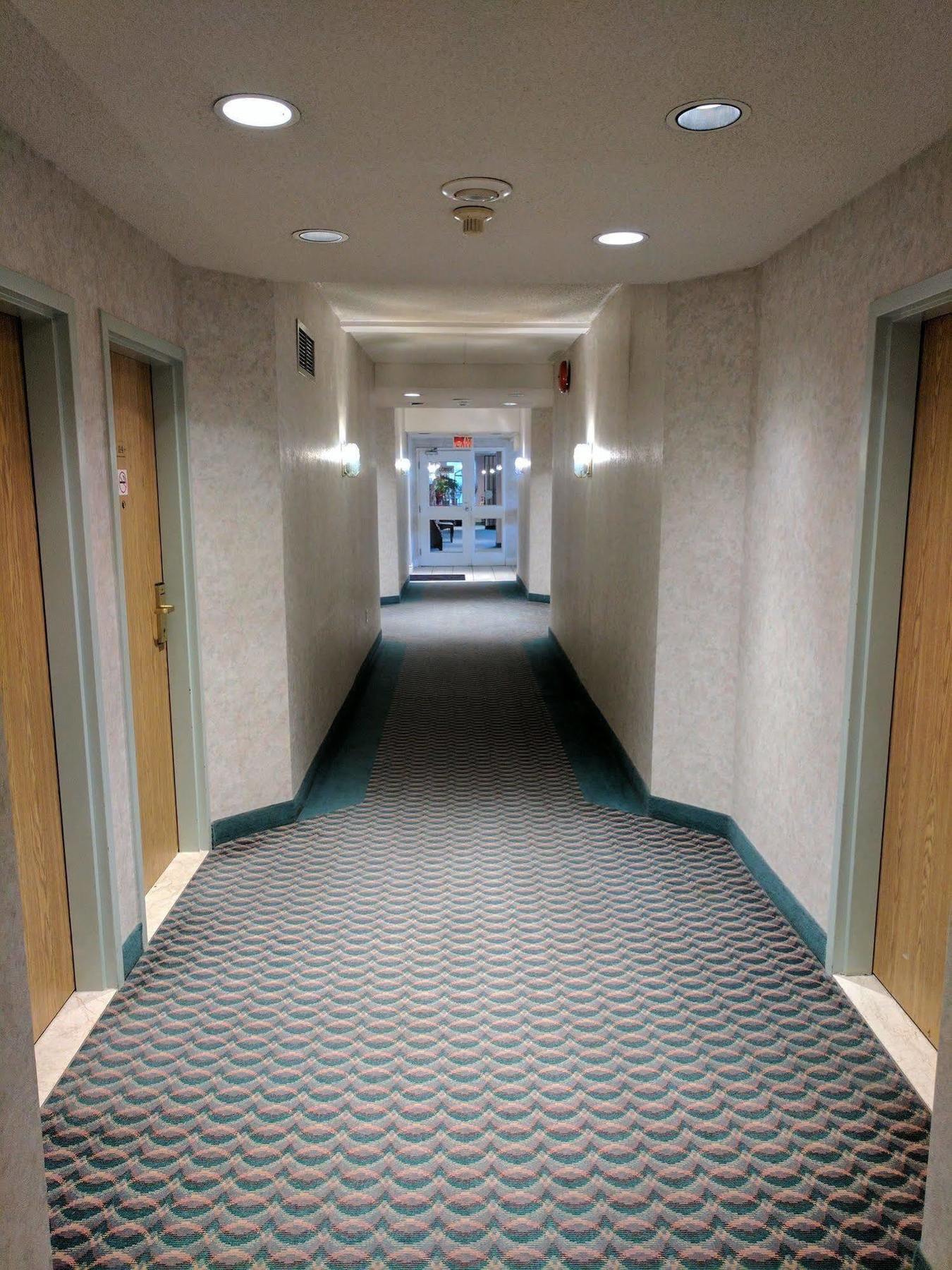 Travelodge By Wyndham Niagara Falls Lundys Lane Εξωτερικό φωτογραφία